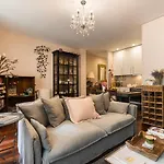 Isabella\'S Luxury Home By Lovelystay